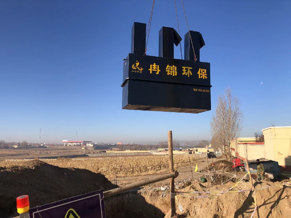 內(nèi)蒙古包頭市太陽能微動(dòng)力一體化設(shè)備安裝現(xiàn)場(chǎng)